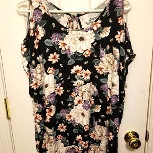 Beautiful Torrid Size 0 Cold Shoulder Floral Blouse